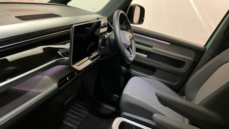 Volkswagen ID. Buzz 210kW Life Pro 86kWh 5dr LWB Auto [7 Seat] Electric Estate